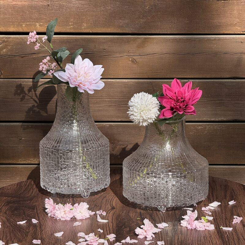 qualité Vase en verre texturé fait à la main avec un design unique en entonnoir pour des présentations florales robustes et fonctionnelles usine