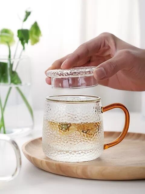 qualité Tasse à thé en verre faite à la main avec motif en relief de verre à borosilicate élevé usine