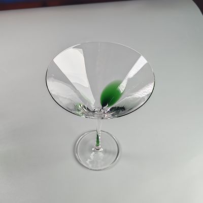 qualité 530 ml de volume personnalisé soufflé à la main Clair verre de vin rouge Martini Glass Convient pour les fêtes Durable Stylish Sample Dans les 7 jours usine