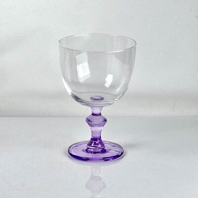 qualité 4‑Pack Vintage Purple Stem Wine Glasses, Assorted Shapes Clear Cup with Decorative Purple Stem, Handblown Glass Goblets for Wedding Party Home Tabletop Decoration usine