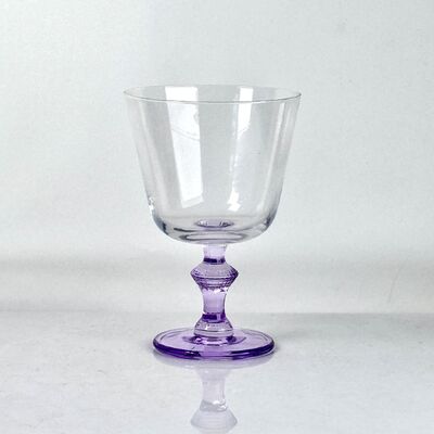 qualité 4‑Pack Vintage Purple Stem Wine Glasses, Assorted Shapes Clear Cup with Decorative Purple Stem, Handblown Glass Goblets for Wedding Party Home Tabletop Decoration usine