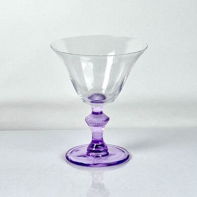 qualité 4‑Pack Vintage Purple Stem Wine Glasses, Assorted Shapes Clear Cup with Decorative Purple Stem, Handblown Glass Goblets for Wedding Party Home Tabletop Decoration usine
