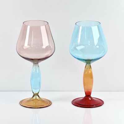Qualité Hand-Blown Gradient Color Borosilicate Wine Glasses, Multi-Color Artistic Stem Goblets for Wine, Cocktail, Home Bar & Party Decor usine