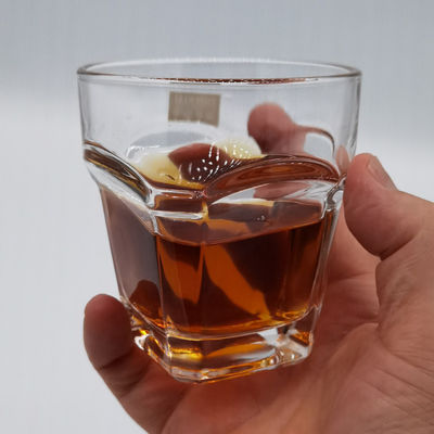 qualité Des verres de whisky à fond carré transparents pour la maison usine