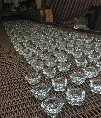 qualité Porteurs de bougies votives en verre de taille miniature pour la lumière du thé usine