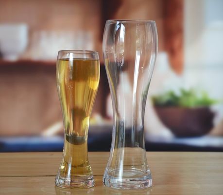 qualité Des verres de bière artisanale Pilsner transparents pour la fête usine