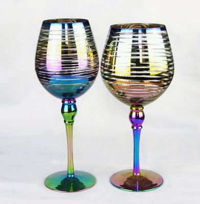 qualité Les cercles de laser modèlent la tige iridescente de Crystal Wine Glass With Pearl usine