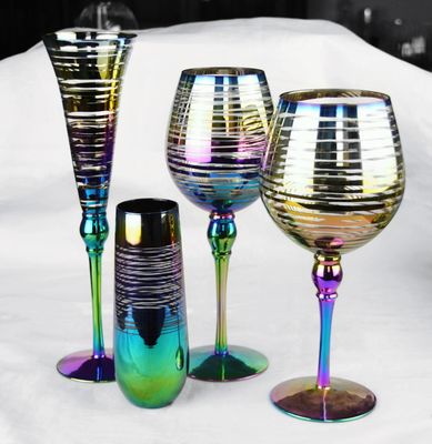 qualité Les cercles de laser modèlent la tige iridescente de Crystal Wine Glass With Pearl usine