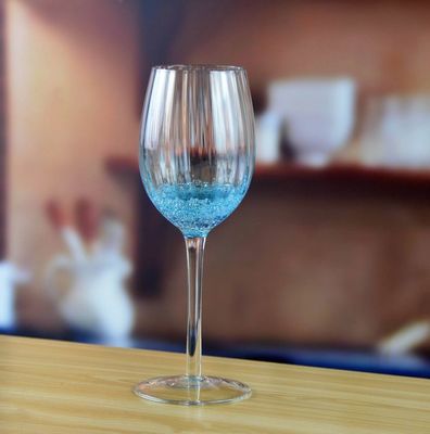 qualité Une tasse de vin bleu océanique faite à la main avec des bulles pétillantes usine