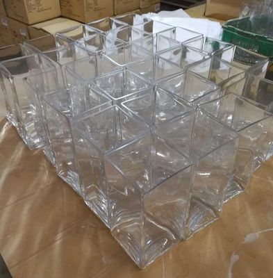 qualité Vase en verre de 8 pouces carré faite à la main usine