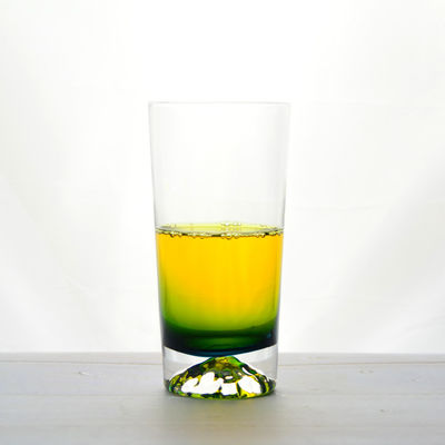 qualité Un verre de whisky à base transparente pour les fêtes usine