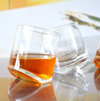qualité Verres de dégustation de whisky à fond rond incliné sans plomb usine