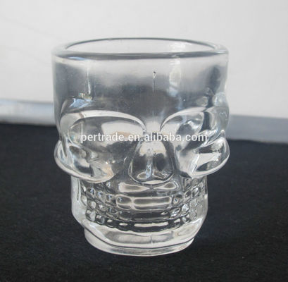 qualité Crâne en relief fabriqué à la machine 1,5 oz verres à rayures usine