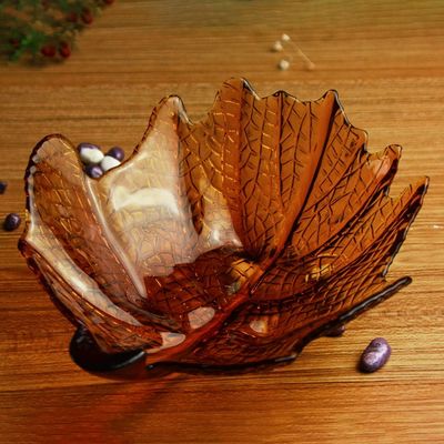 qualité Plaques de chargement décoratives uniques en feuille d'érable pour collation usine