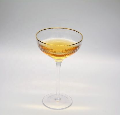 qualité Personnaliser les bandes optiques de bordure en or Verres à cocktail en cristal usine
