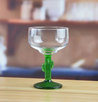qualité Des verres de martini ronds à tiges de cactus usine