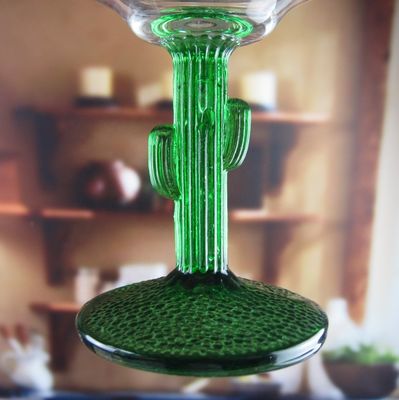 qualité Des verres de martini ronds à tiges de cactus usine