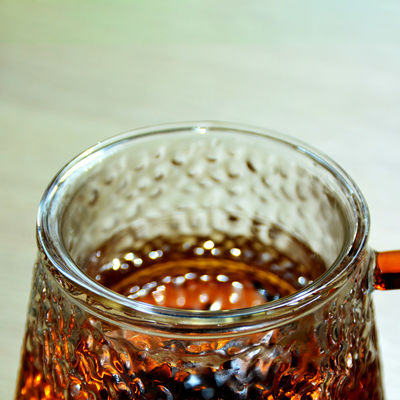 qualité Tasse à thé en verre faite à la main avec motif en relief de verre à borosilicate élevé usine