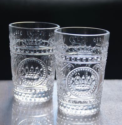 qualité 8 oz crown design verre à boire en relief usine