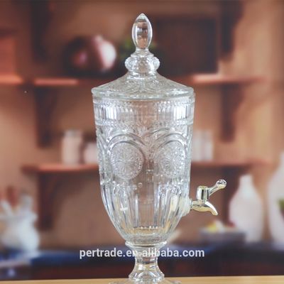 qualité Des pots en verre de 5 litres avec couvercle, découpés en profondeur et gravés. usine