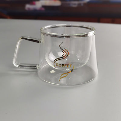 qualité 200 ml de borosilicate double couche tasse de café en verre avec logo doré usine