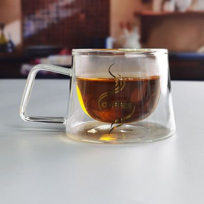qualité 200 ml de borosilicate double couche tasse de café en verre avec logo doré usine