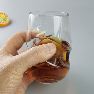 qualité Verres de vin rouge en cristal tourbillonnant tordu 250 ml sans tiges usine