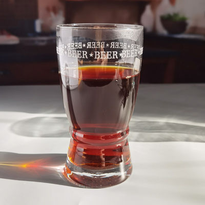 qualité Des verres de bière artisanaux créatifs avec le logo du cercle usine